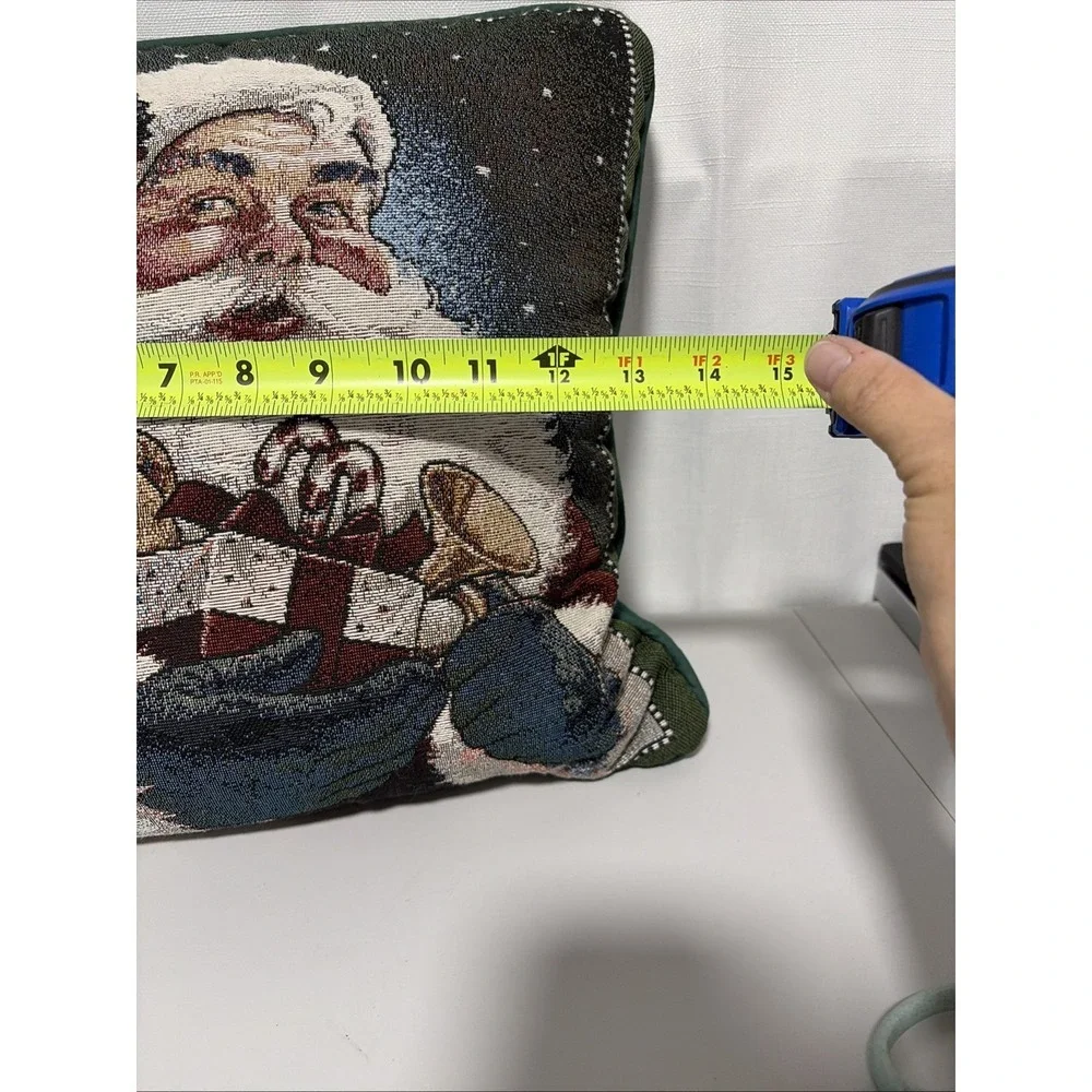 Vintage Santa Claus Christmas Decor Throw Pillow 14in Square Multicolor Tapestry
